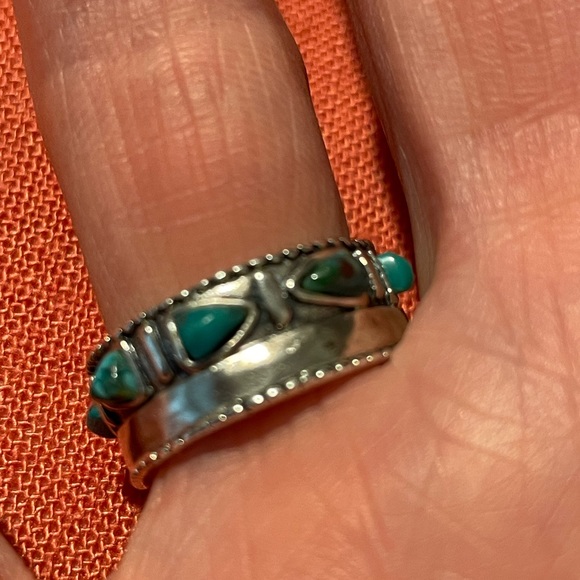 Silpada Ring - Picture 3 of 3